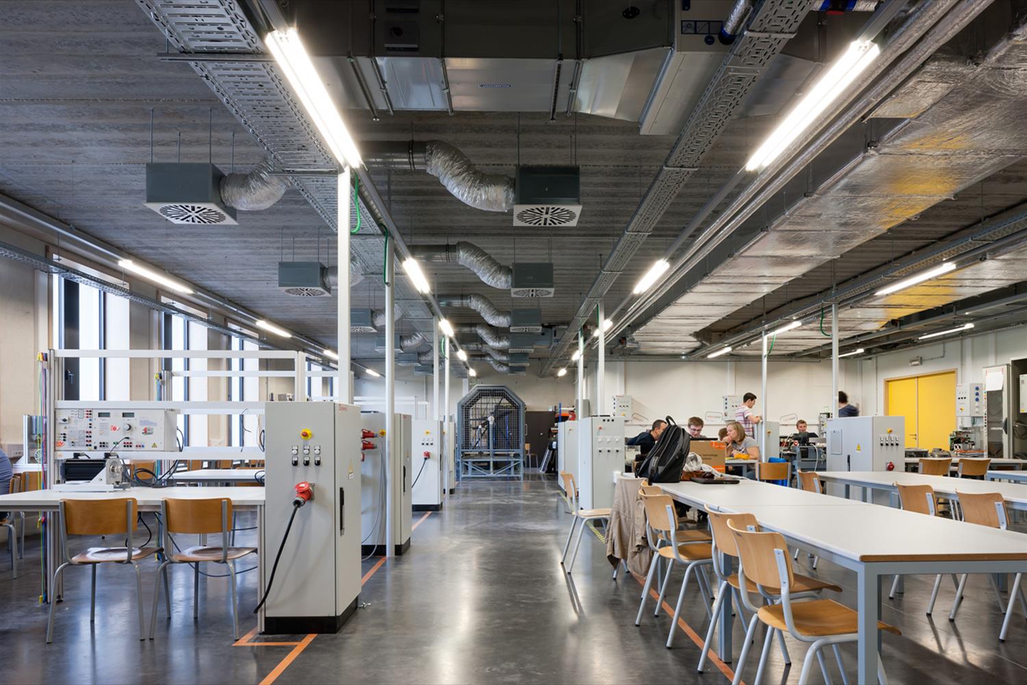 KU Leuven Campus Bruges Galeria da Arquitetura