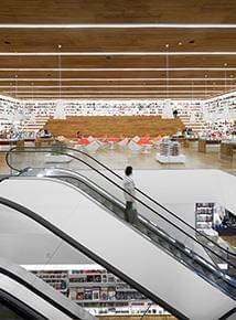 Vitrine vídeos - Livraria Cultura - São Paulo | Detalhe