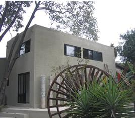 Jorge House