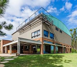 Casa Hangar