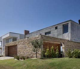 Casa NGR