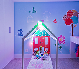 Quarto de bebê montessoriano