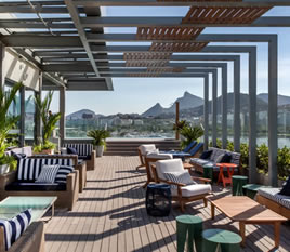 Rooftop do hotel Prodigy Santos Dumont
