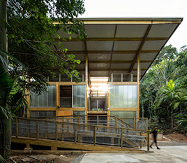 Comercial - Sede Administrativa da Fundação Florestal na Estação Ecológica Juréia-Itatins