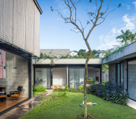Casa Pátio Para Dois Meninos