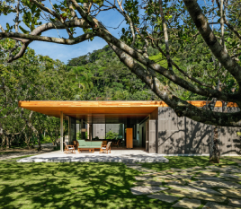Casa dos Cajueiros