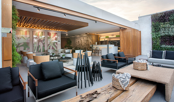 Bar Lounge