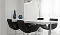 Apartamento em Branco e Preto